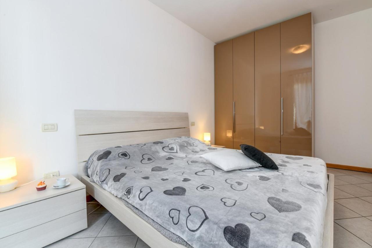 6 Happiness Apartment Toscolano Maderno Exterior foto