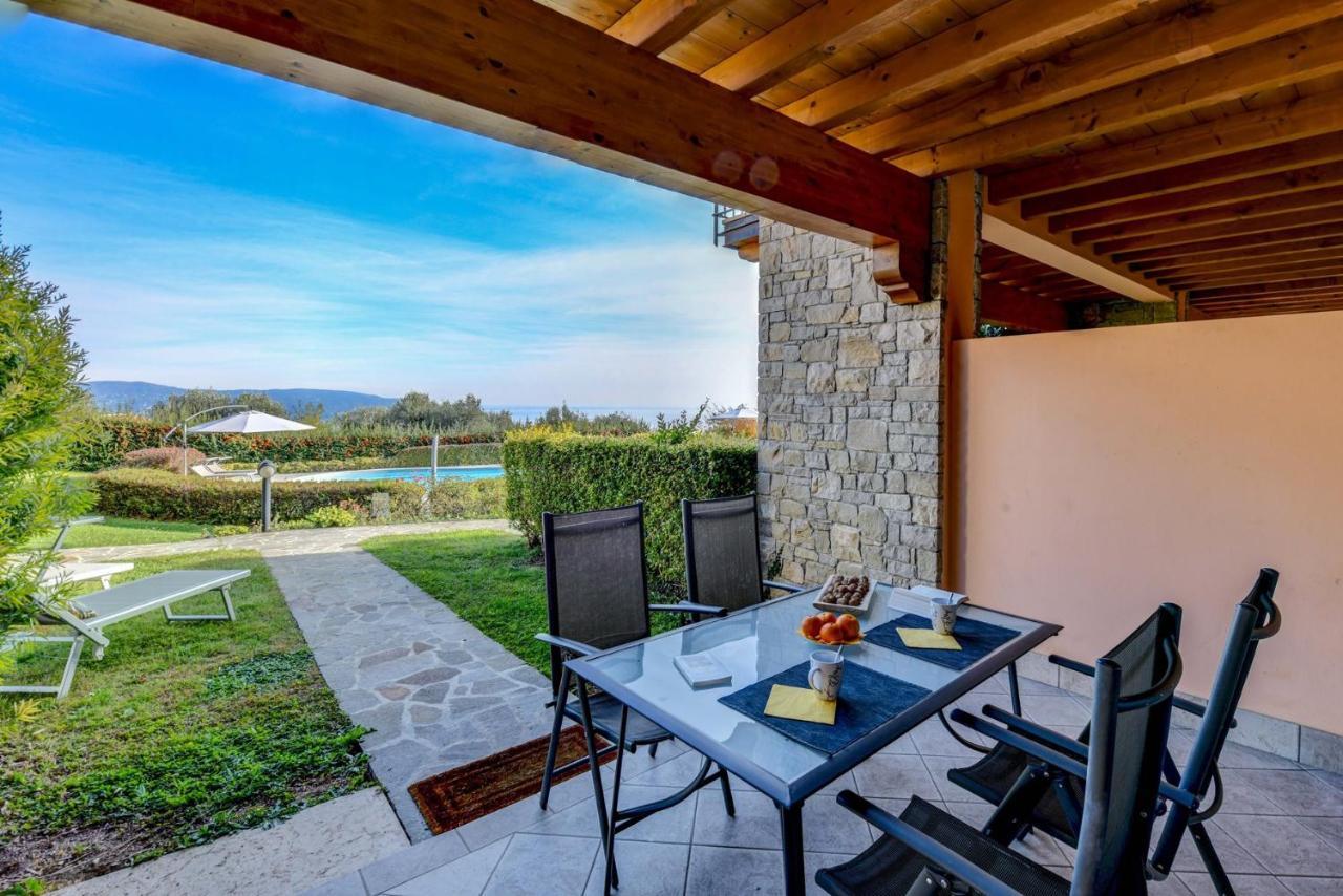 6 Happiness Apartment Toscolano Maderno Exterior foto